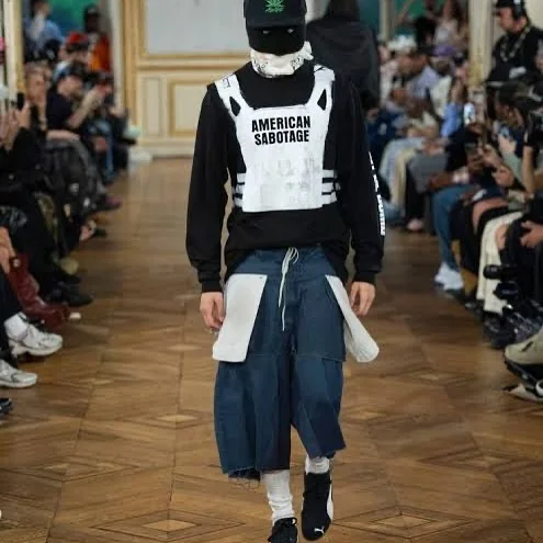Sabotage Hoodies Grunge Parody - đánh giá và giá Winter Clothing Ideas